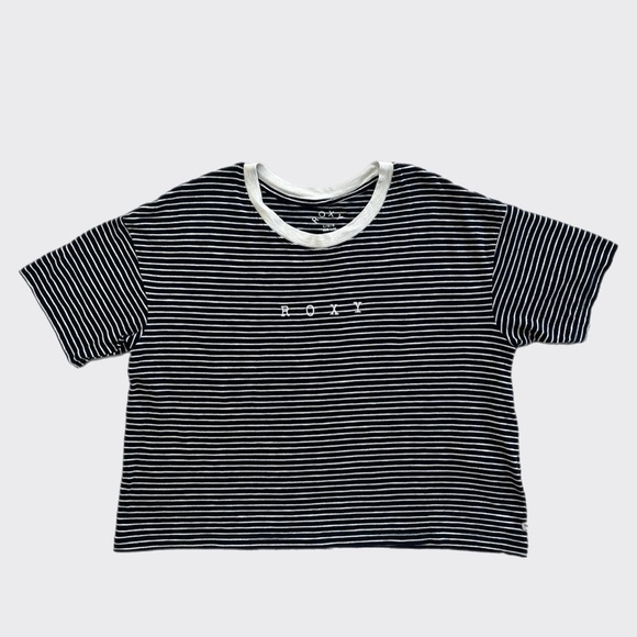 ROXY EMBROIDERED T-SHIRT | L #FML130018 - Picture 1 of 11